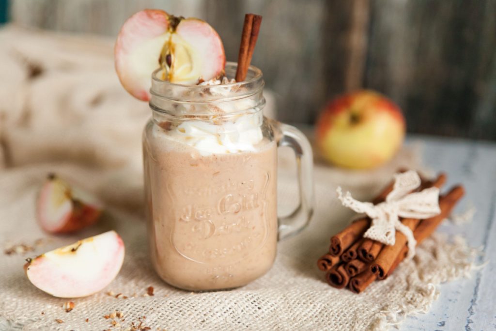 Paleo Apple Pie Smoothie